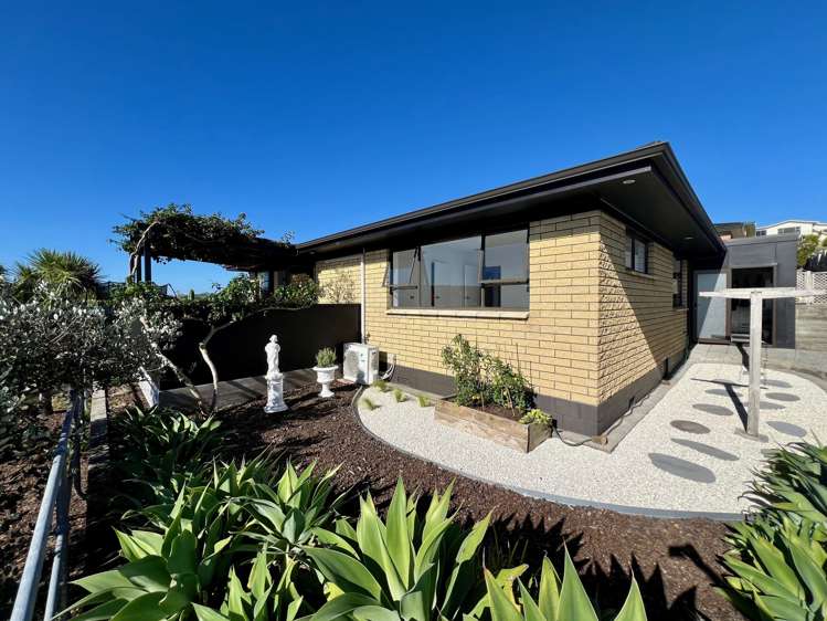 10C Long Street Raglan_19