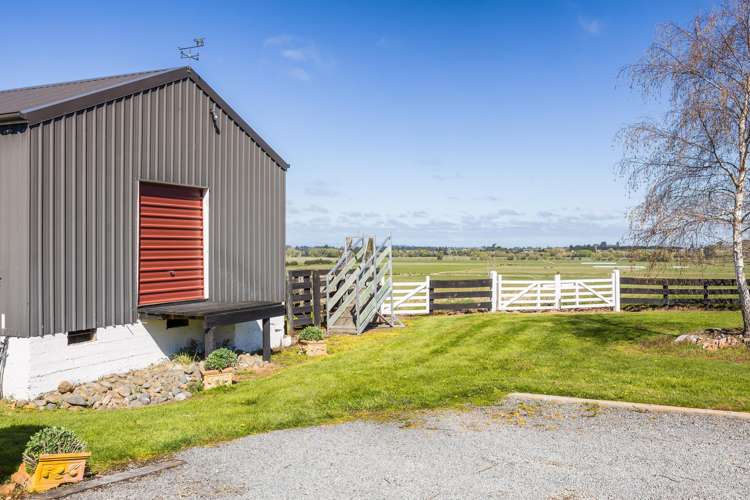 12 Davis Road Cust_28