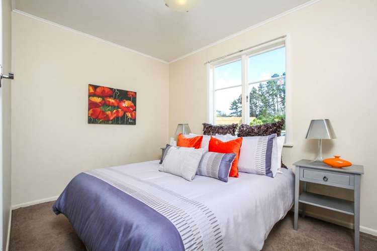 54 Rua Road Glen Eden_8