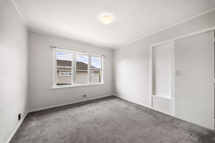 8 Nandana Drive Glen Eden_7