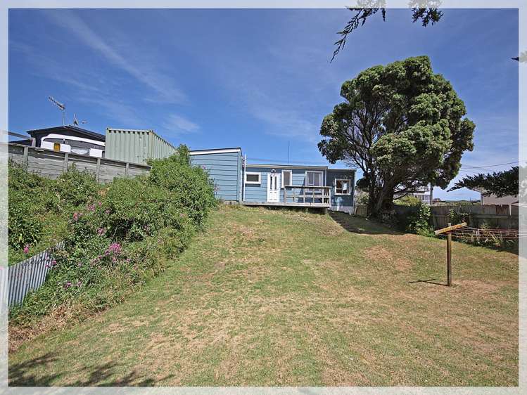 13 Nelson Street Foxton Beach_12