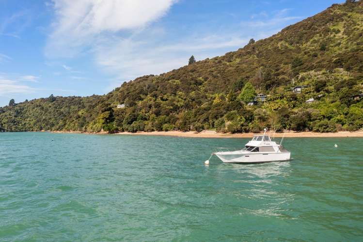 2515 Kenepuru Road Kenepuru Sounds_19