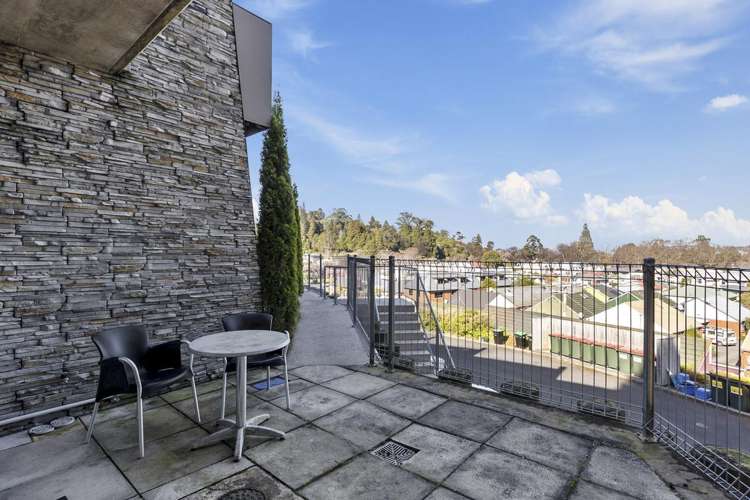 20/61 North Road North East Valley_13