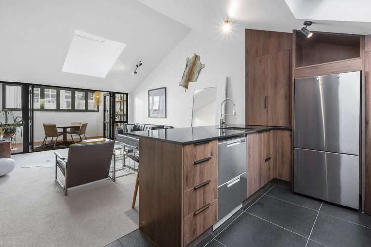 18/14 Alpha Street Te Aro_9