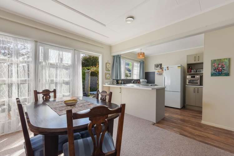 2/195 Songer Street Stoke_4