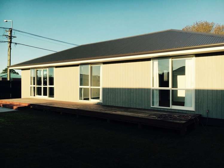 376 Breezes Road Aranui_1