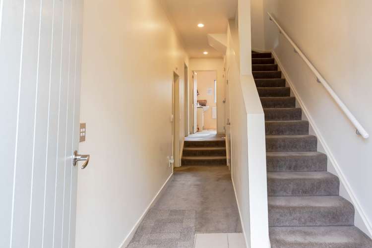 79/305 Evans Bay Parade Hataitai_9