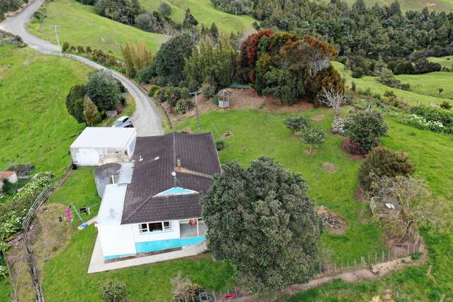 1667 Pukehuia Road Arapohue_1