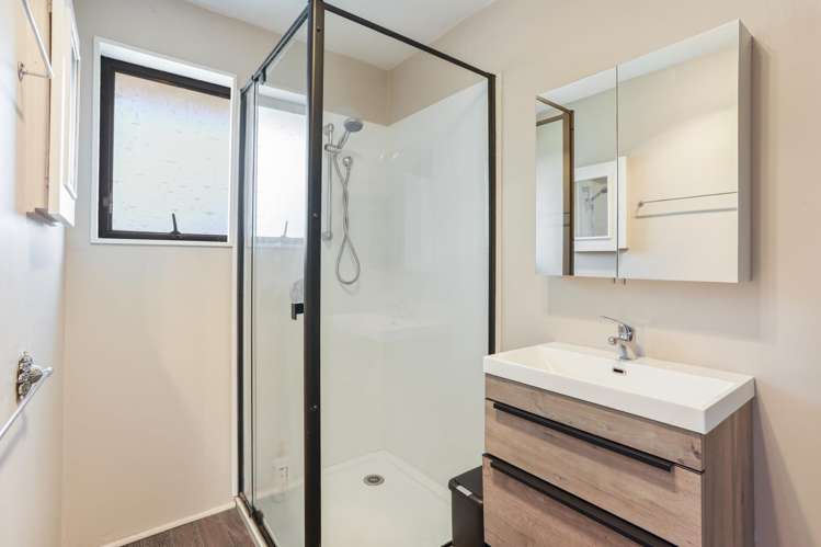 1/6 Washbournes Road Wigram_7