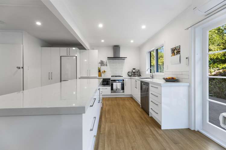 8 & 10 Gannet Lane Saint Leonards_4