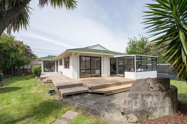 Multiple Dwellings - One Title - Central Mapua!