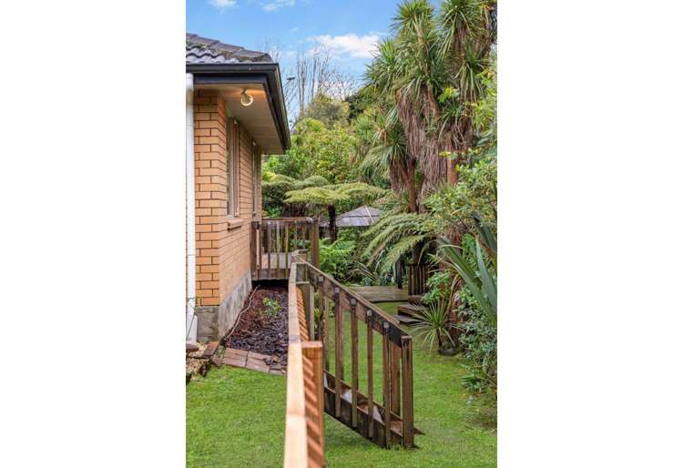 21 Frenz Drive Titirangi_23