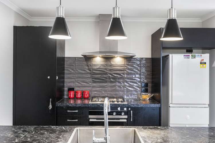 2/8 Bostonkip Crescent Fitzroy_7