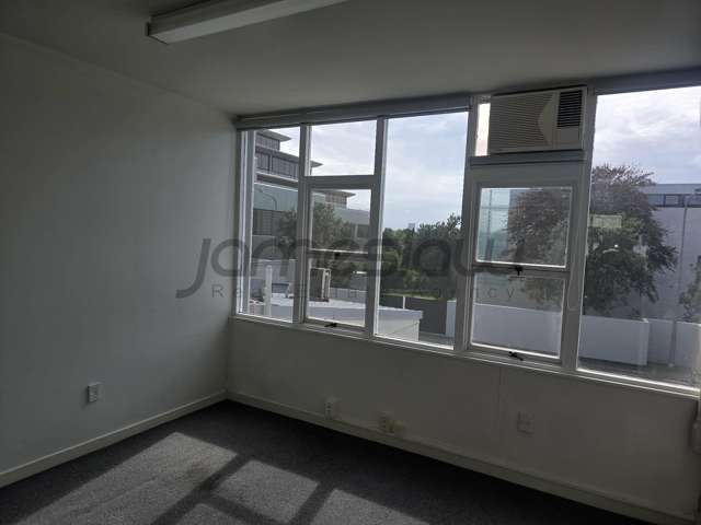 First Floor/424 Lake Road Takapuna_2