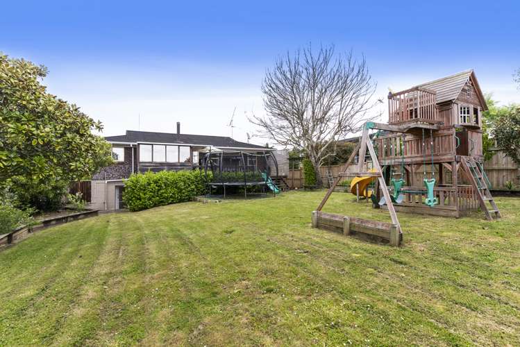 32 Kurnell Drive Botany Downs_24