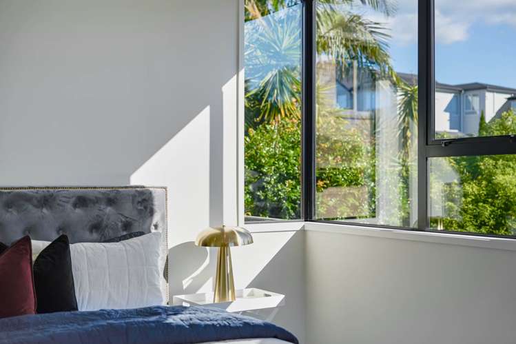 80 Medallion Drive Oteha_17