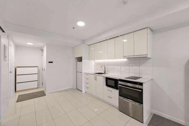 402/168 Hobson Street City Centre_6