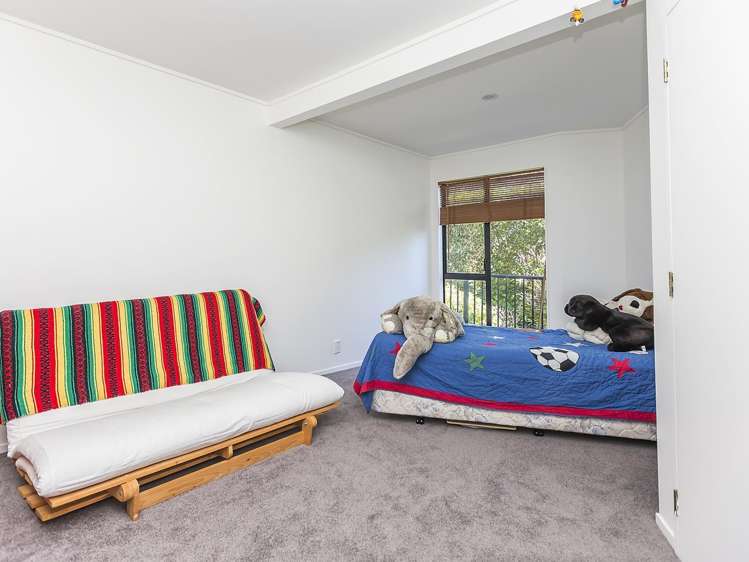 7 Inverell Way Seatoun_20