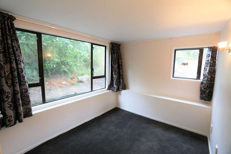 178 Woodlands Park Road Titirangi_8