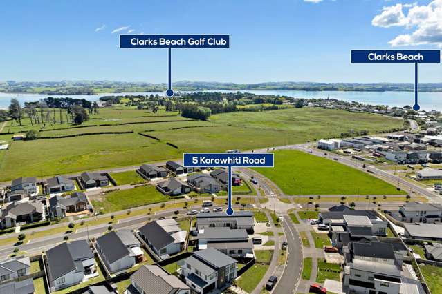 5 Korowhiti Road Clarks Beach_2