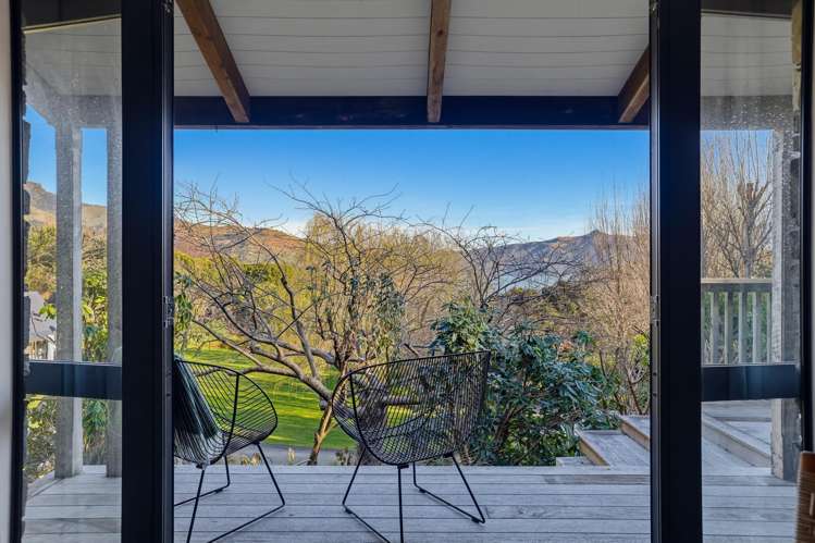 6888E Christchurch Akaroa Road Takamatua_11
