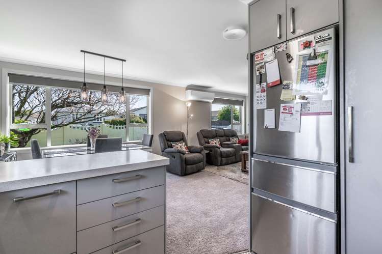 80 Saturn Street Strathern_7