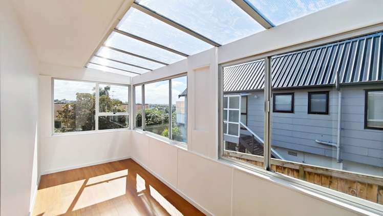 1/82 Pupuke Road Hillcrest_7