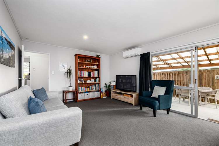 1/48 Tabitha Crescent Henderson_1