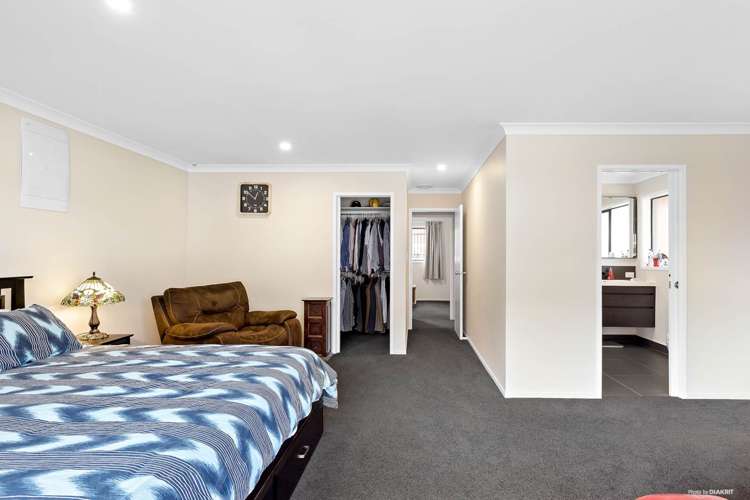 57 Saint Annes Crescent Wattle Downs_23