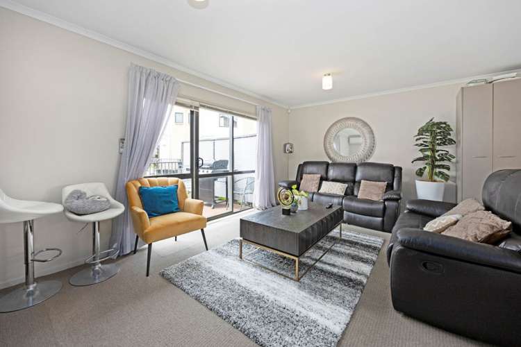 221/172 Mcleod Road Te Atatu South_1