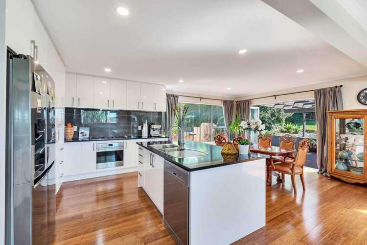 8 Coromandel Crescent Mairangi Bay_36