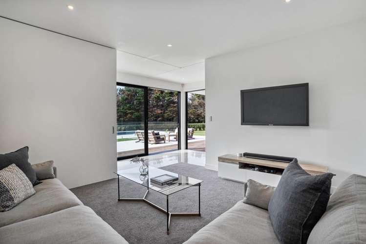 242 Seagrove Road Waiau Pa_10