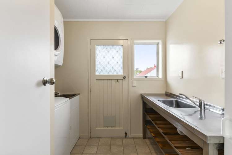 19 Wicklow Road Narrow Neck_10