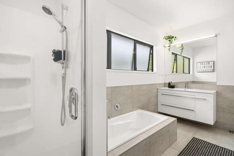 20 Riverstone Drive Welcome Bay_9
