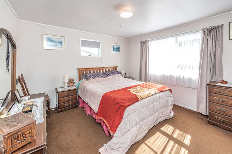 19 Exeter Crescent Springvale_8