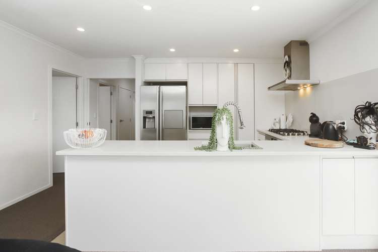 10 Ararata Lane Mangere Bridge_11