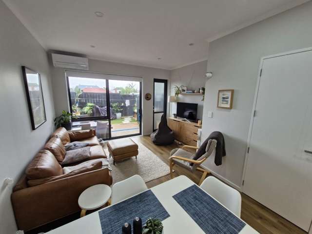 3/3 Norrie Avenue Mount Albert_1