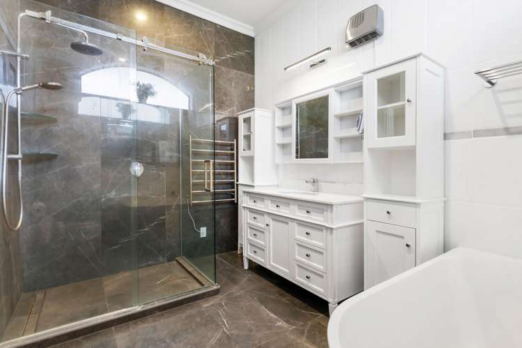 13 Pacific Cliffs Drive Gulf Harbour_14