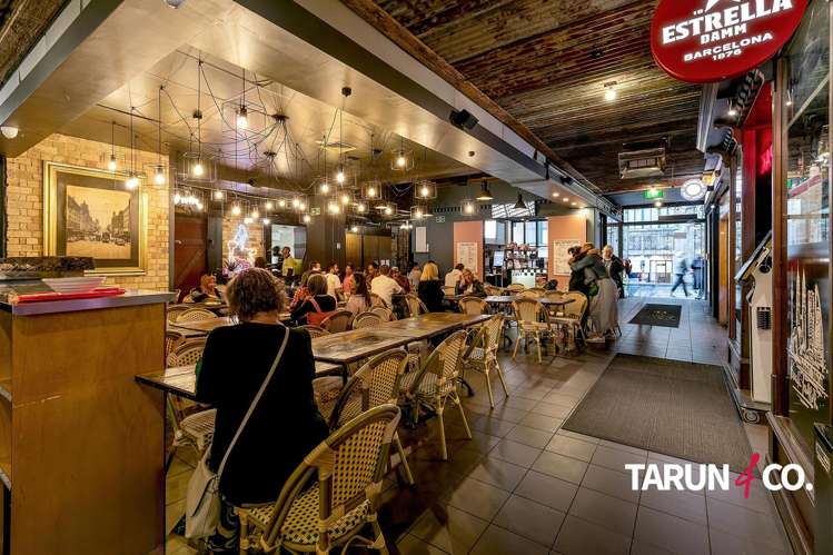 R4/39-41 Elliott Street City Centre_8