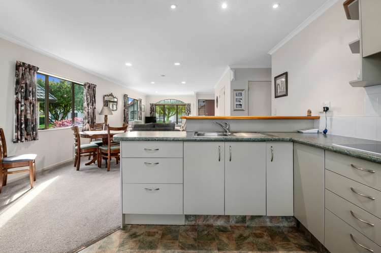 32/285 Vaughan Road Owhata_5