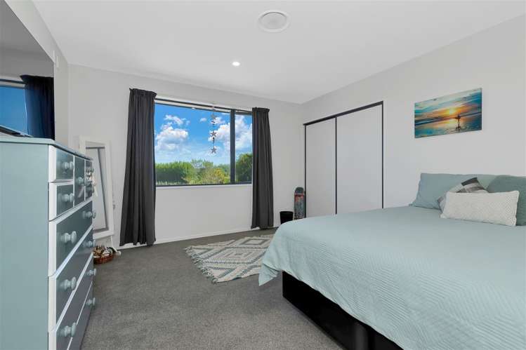 66 Queens Avenue Waikuku Beach_11