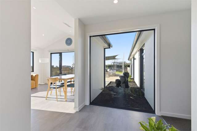 54 Les Wakefield Road Mapua_1