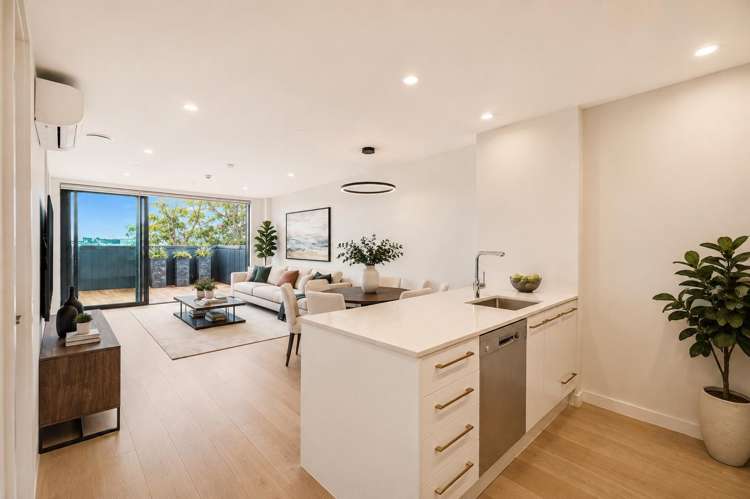108/64 Great South Road_3