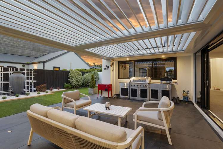 27 Carnaveron Drive Lincoln_3