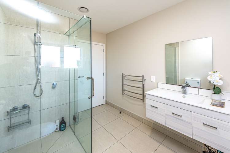 24 Somerset Road Springvale_13