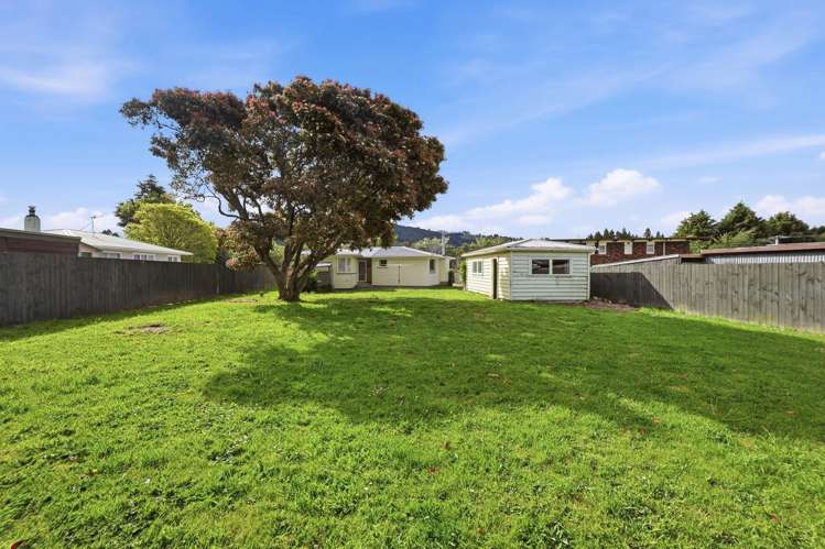 5 Nairn Road Mangakakahi_15