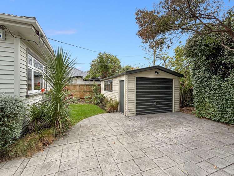 2 Meadowville Av Spreydon_14