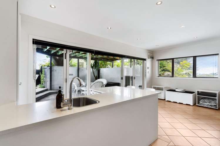 5 Amante Crescent Mairangi Bay_22