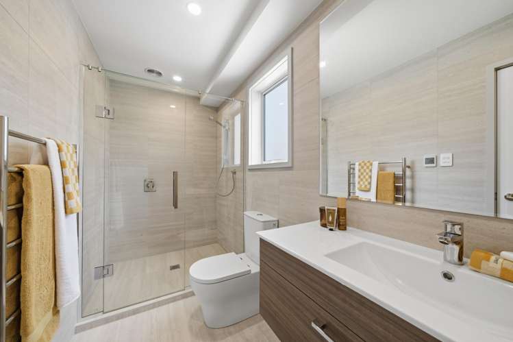 8 Winhall Rise Remuera_19