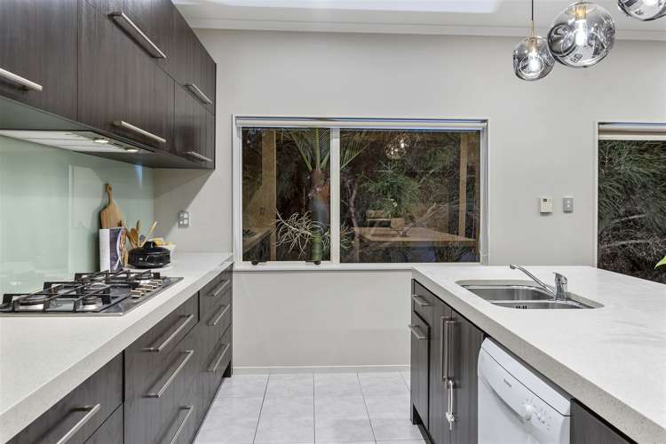 12 Lakeridge Close Northcross_5